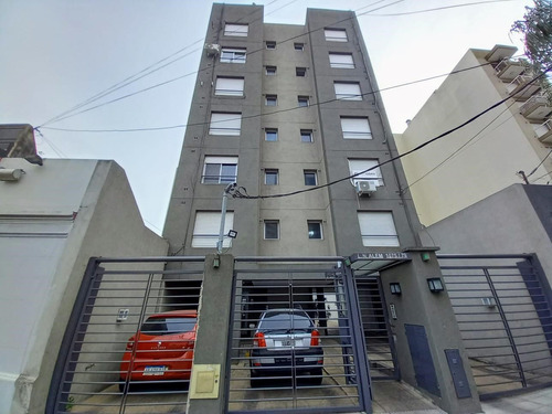 Departamento  En Venta Ubicado En Morón,  G.b.a. Zona Oeste