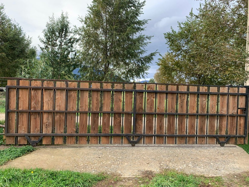 En Venta Conjunto De Cabañas Sector Las Quemas - Futrono
