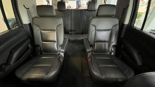 Chevrolet Suburban 6.0 V8 HD Piel 2 Fila Asientos 4x4 At