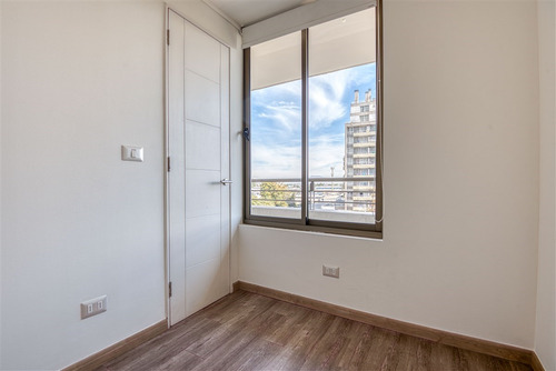 Departamento En Arriendo De 2 Dorm. En Quinta Normal