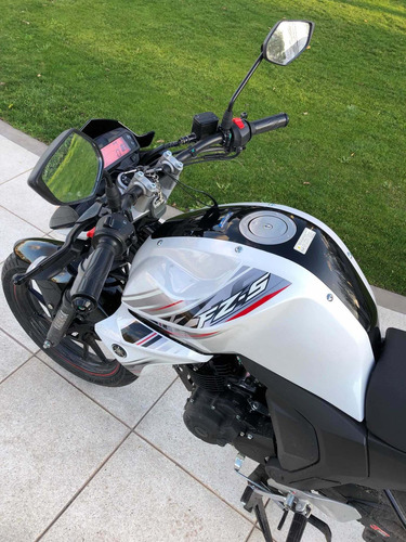 Imagen 5 de 7 de Yamaha Fz