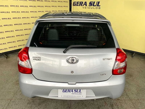 Imagem 6 de 7 de Etios X 1.3 16v Flex 14/15 Prata