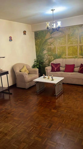 Imagen 4 de 11 de Frente Est. Metro Parque Carabobo 04143184932