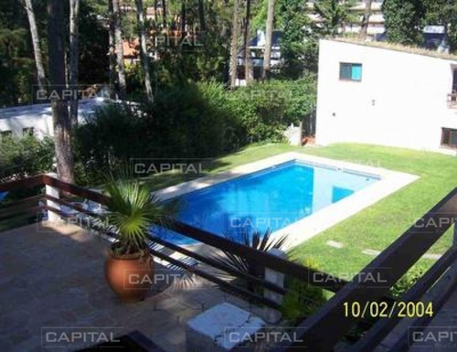 Casa En Venta Playa Mansa Punta Del Este- Ref: 25064