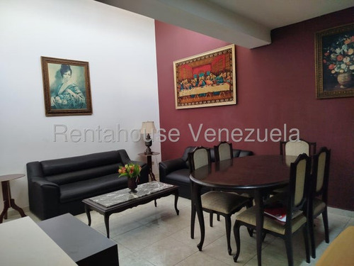 Apartamento Amoblado En Alquiler, Piso Bajo, Cercana A Vías Principales. Avenida Principal De Coropo. Rah 25-17438