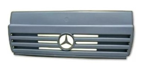 Capot Parrilla Mercedes Benz 1720 Frontal Fibra