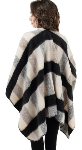 Imagen 2 de 10 de Poncho Capa Chal Cuadros Lana Suave Tartan Multicolor.
