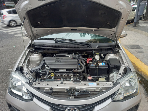 Toyota Etios 1.5 Xls