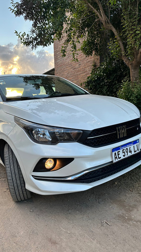 Fiat Cronos 1.8 16v Precision