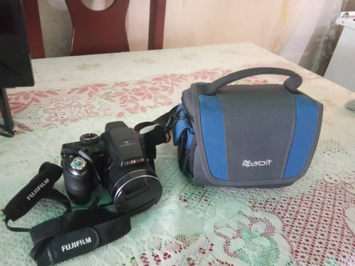 Imagen 2 de 8 de Camara Fujifilm Finepix S3300