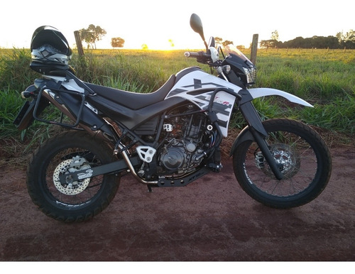 Imagem 3 de 12 de Yamaha Xt660