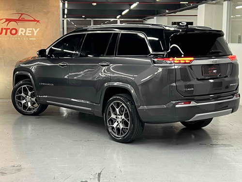 Jeep Commander 2.0 TD380 TURBO DIESEL OVERLAND AT9