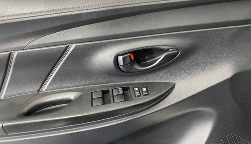 Imagen 8 de 15 de 120810 - Toyota Yaris 2017 Con Garantía