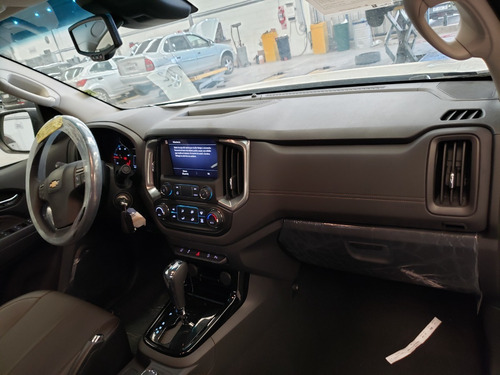 Imagen 23 de 25 de Chevrolet S10 2022 2.8 High Country Cd Tdci 200cv Automática