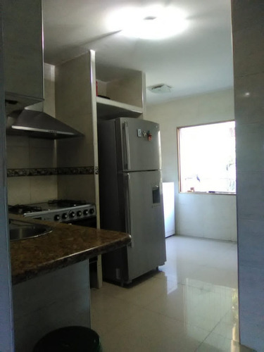 Imagen 5 de 8 de Apartamento En Urb. La Estrella, Res. Marte