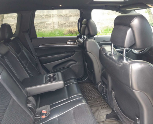 Imagen 8 de 15 de Jeep Grand Cherokee 2017 5.7 Limited Lujo 4x4 At