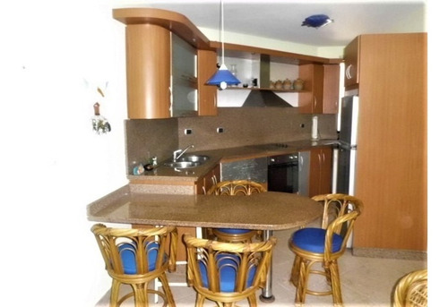 Imagen 7 de 18 de Sky Group Platinum Vende Apartamento En Chichiriviche. Falcón