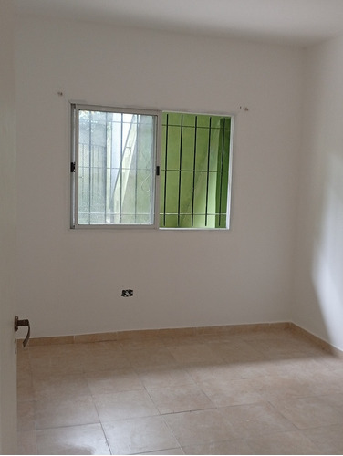 Departamento Planta Baja Interno Con Patio Martinler. Martin