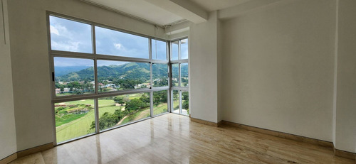 Alquiler Apartamento En Terrazas Del Country.