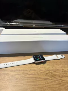 Apple Watch Series 3, 42 Mm Gps + Lte Con Caja