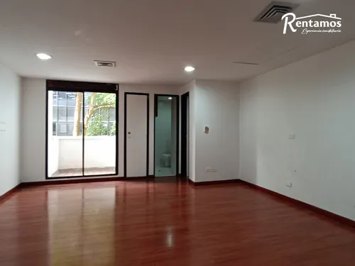 Oficina En Arriendo En Patio Bonito. Cod A11523
