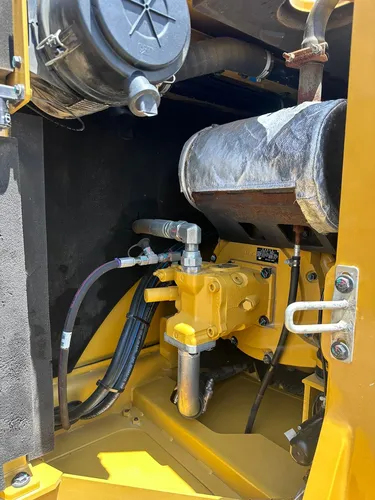 Excavadora Caterpillar 307