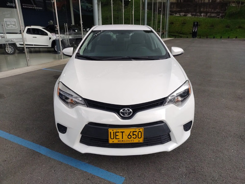 Imagen 3 de 12 de Toyota Corolla L