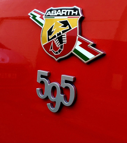 Fiat 500 2019 1.4 Abarth 595 165cv