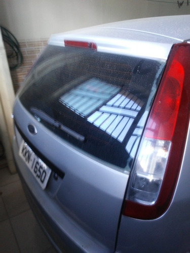 Imagem 4 de 5 de Ford Fiesta 2010 1.0 Flex 5p