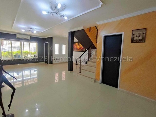 Imagen 6 de 23 de Espectacular Townhouse En Venta Urb. Los Girasoles Maracay 23-19053 Ejc