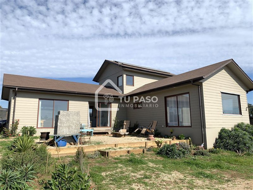 Casa En Arriendo De 4 Dorm. En Quintero