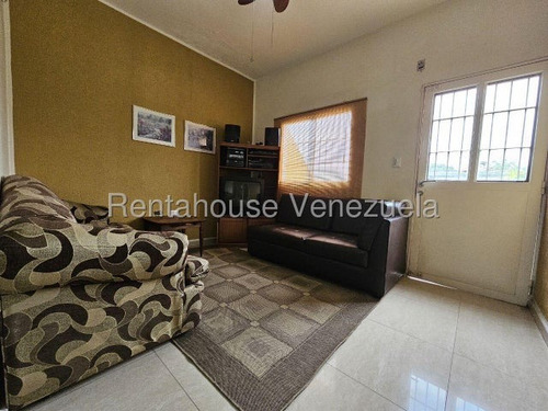En Venta Preciosa Casa De 3 Niveles Totalmente Amoblada En Urb Villas De Aragua, La Morita I Con Vigilancia Y Pozo Propio Hc