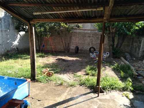 Imagen 6 de 10 de Casa 4 Ambientes A Remodelar En Villa Luzuriaga