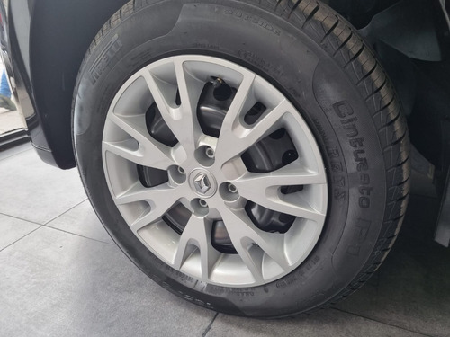Imagen 2 de 15 de Renault Logan Zen 1.6 (mja)