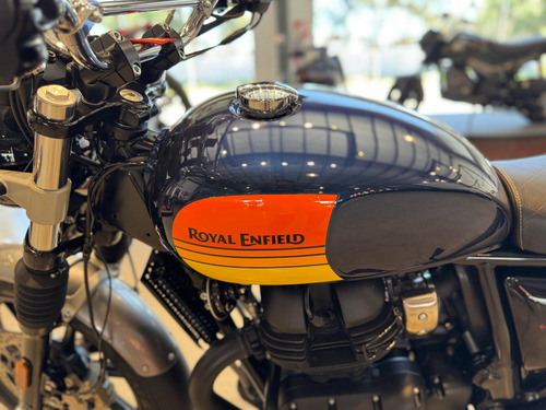 Royal Enfield Interceptor 650 Excelente Estado Barcelonablue