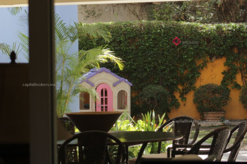 Hermosa Casa De Lujo En Venta En Puerta De Hierro Zona Andares.