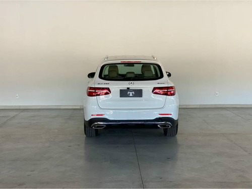 Imagem 4 de 15 de Mercedes-benz Glc 250 250 Highway 4matic 2.0 Tb Aut.