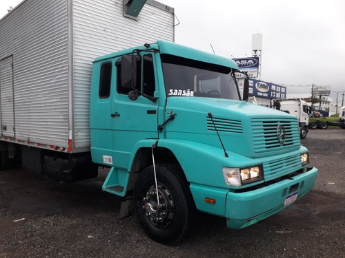 Mercedes Benz 1621