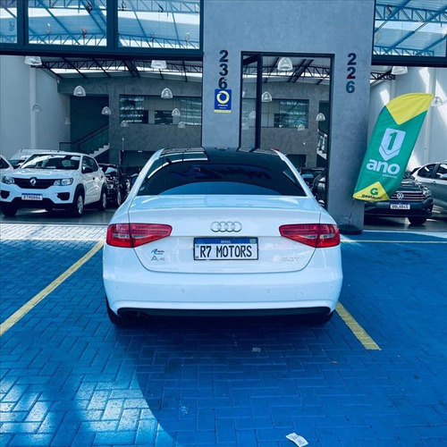 Audi A4 1.8 TFSI ATTRACTION GASOLINA 4P MULTITRONIC