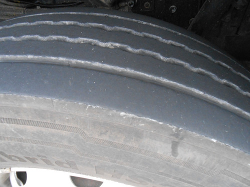Imagem 8 de 12 de Vw 13 180 Câm. Fria