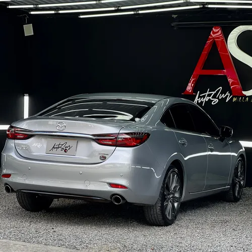Mazda 6 2.5 Signature
