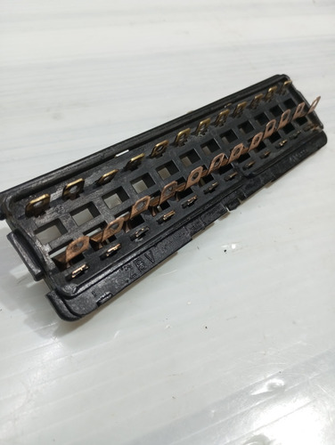 Porta Fusibles Original Para Basilia Vw (Usado)