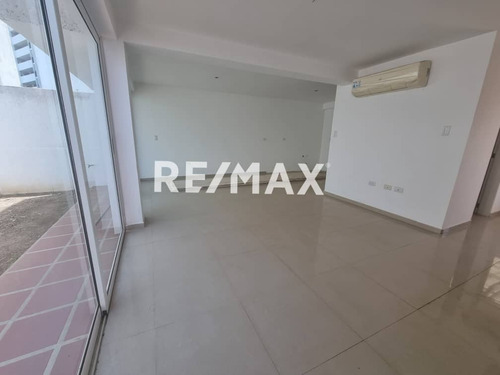 Imagen 7 de 30 de Town House En Urbanizacion Dumar Country Club, Conj. Resd. Villas Del Mar
