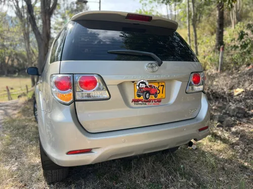 Toyota Fortuner 2.7l 4x2