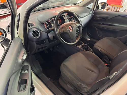 Fiat Punto Punto Attractive 1.4 (Flex)