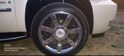 Cadillac Escalade ESV P Esv Vud R.22 4x4 At