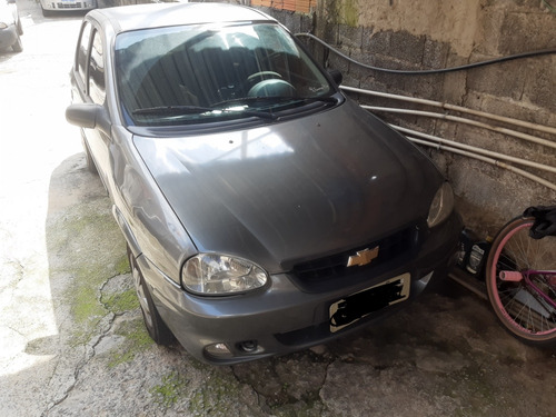 Chevrolet Corsa Classic 1.0 Life Flex Power 4p 77 hp