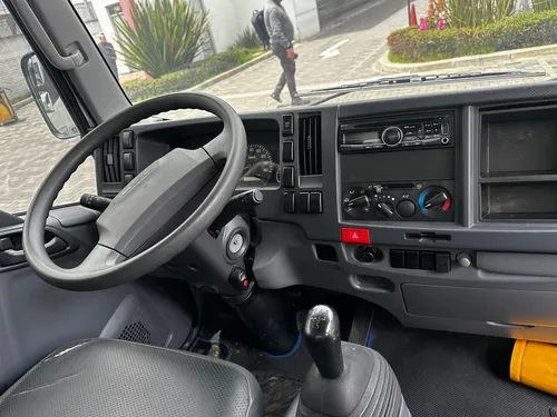 Chevrolet Nlr 2023