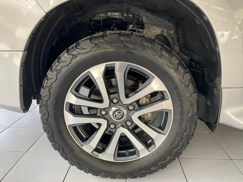 Imagen 7 de 14 de Toyota Land Cruiser Blindada