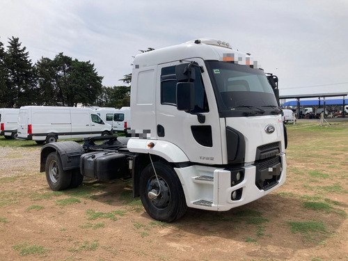 Imagen 9 de 15 de Ford Cargo 1722/35 Cabina Dormitorio Df